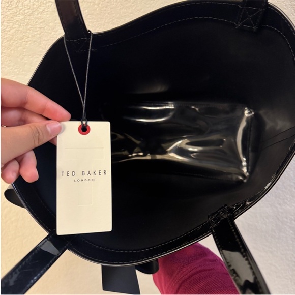 Ted Baker Glossy Black Tote with Large Bow NWT - Picture 9 of 12